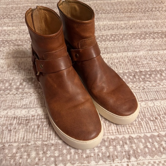 Frye Harness Lena - Picture 2 of 9